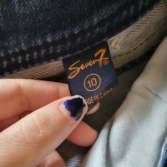 Seven 7 Jean Shorts Size 10 - Picture 3 of 3